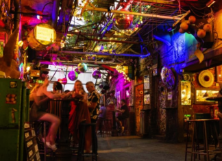 Culture, History & Drinks Ruin Bar Tours Budapest